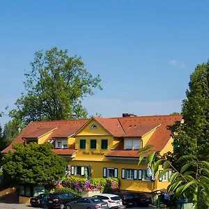 4* Hotel Caraleon